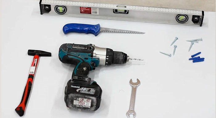 Установка нажимных люков под плитку АлюКлик - необходимые инструменты