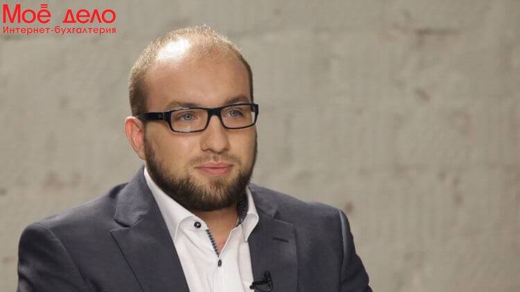 «Моё дело»: интервью основателя «Revizor - фабрика люков-невидимок» Дениса Кузнецова 